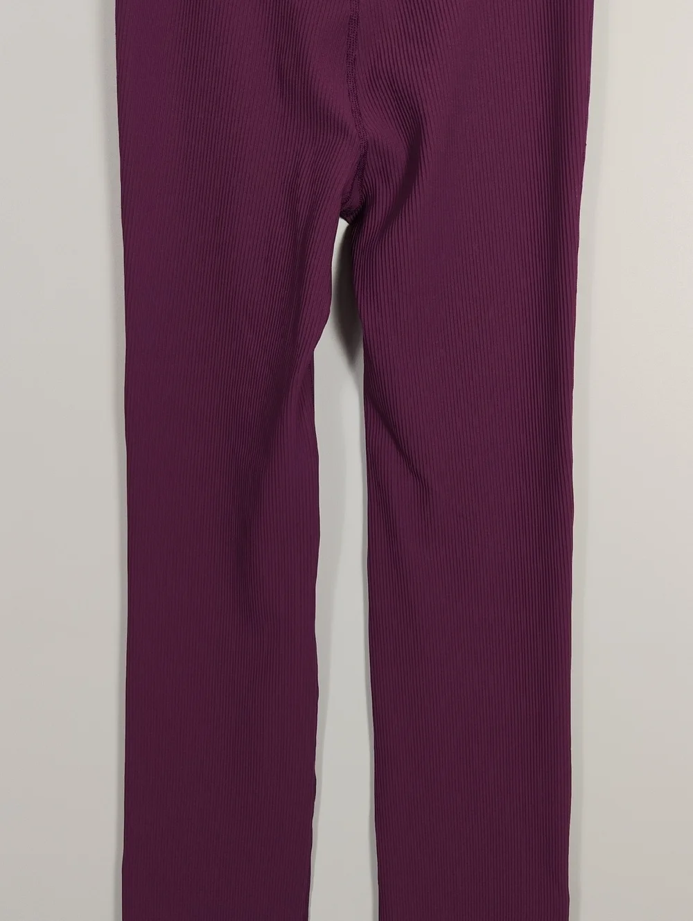 ATHLETA Elation Ultra High Rise Rib Snap Straight Leg Pant in Purple Size Small